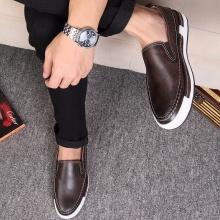 ROCKRIVER潮流时尚真皮休闲男板鞋L5792