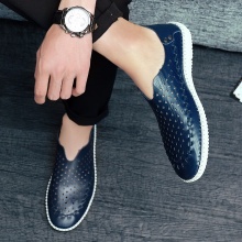 R&B时尚透气柔韧舒适套脚冲孔缝制休闲豆豆皮鞋